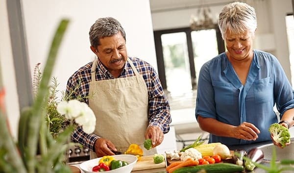 seniors cooking healthy